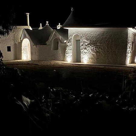 Pensjonat Trulli In Contrada - Monopoli Zewnętrze zdjęcie