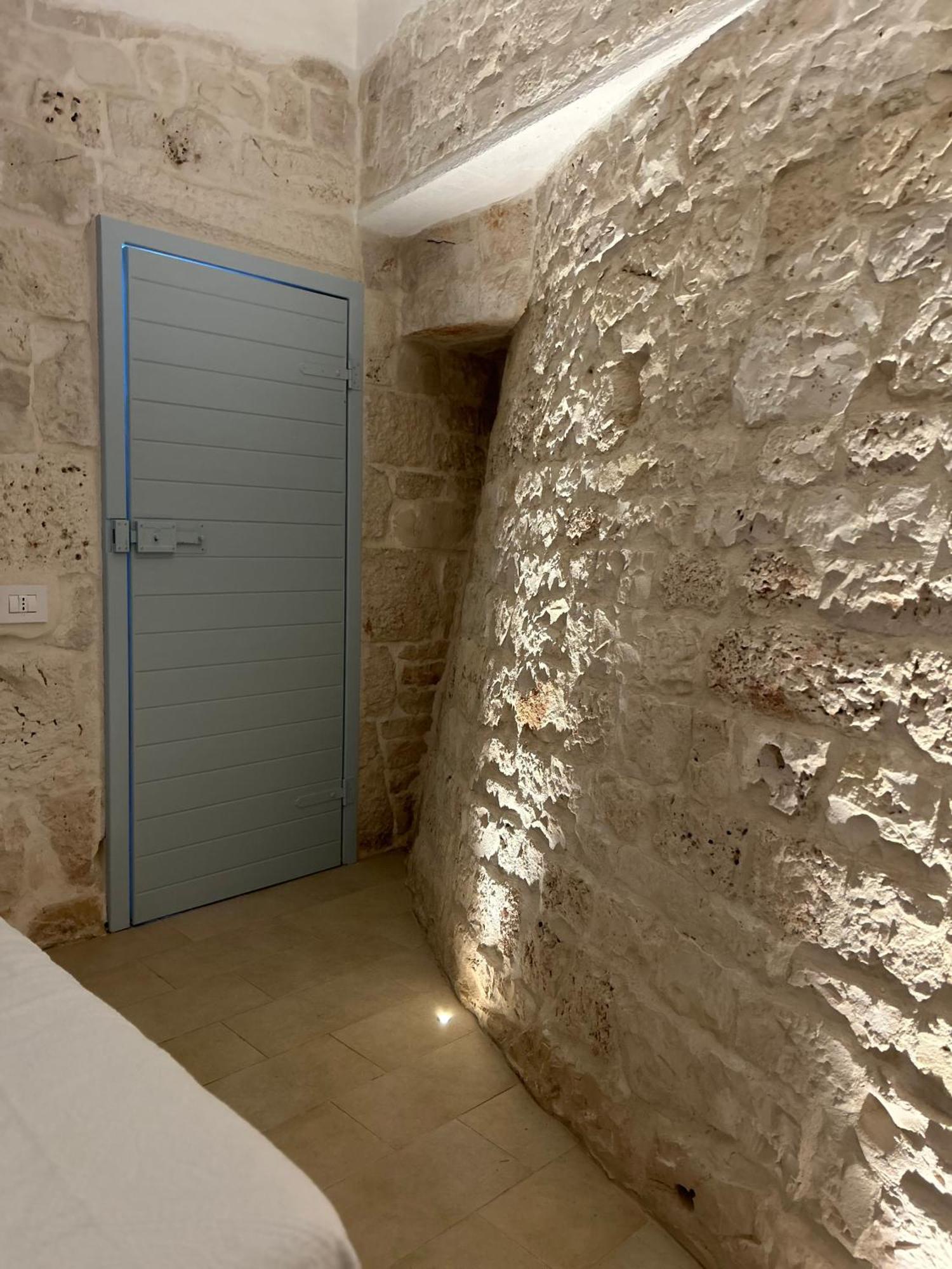Pensjonat Trulli In Contrada - Monopoli Zewnętrze zdjęcie