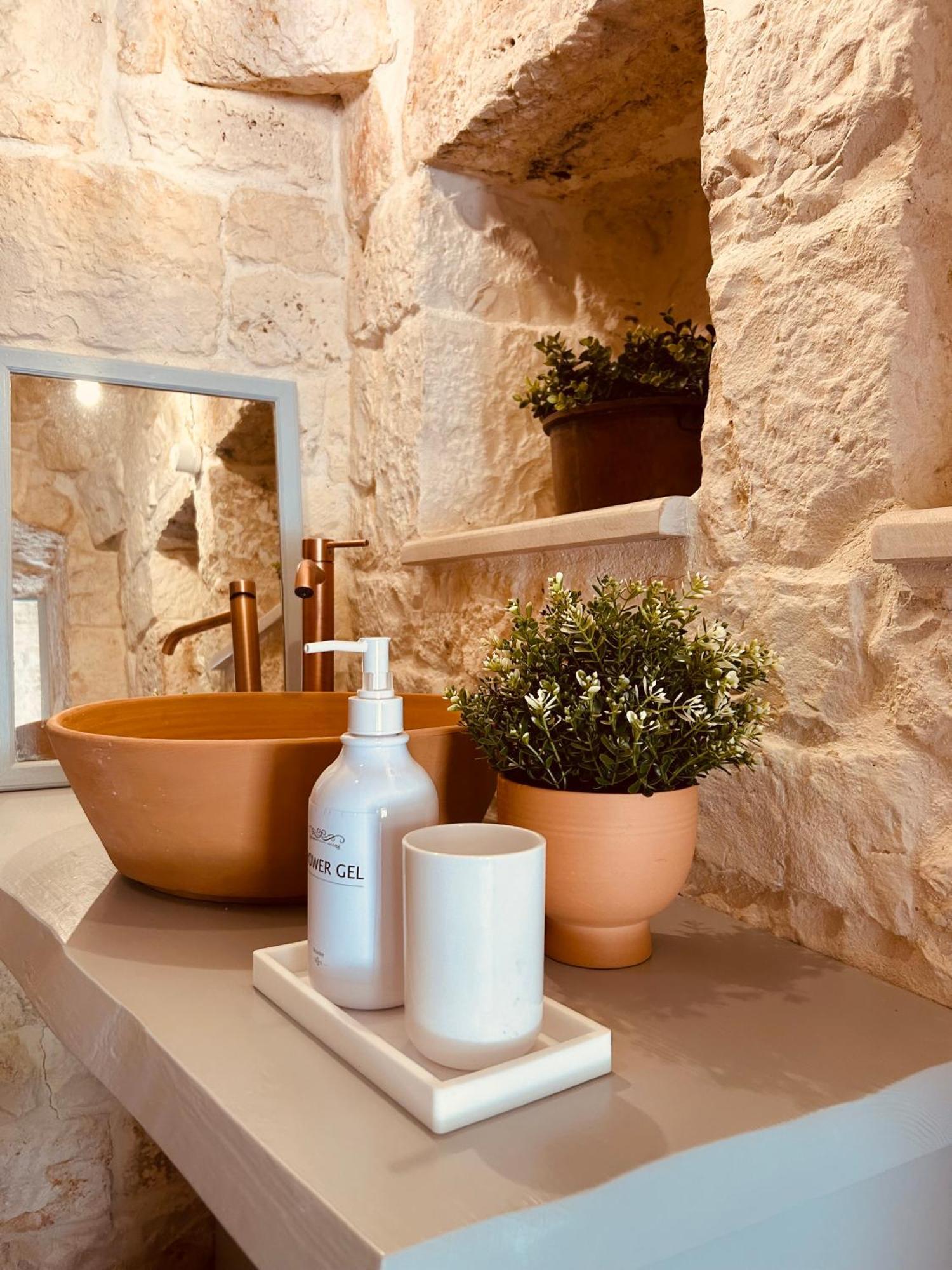 Pensjonat Trulli In Contrada - Monopoli Zewnętrze zdjęcie
