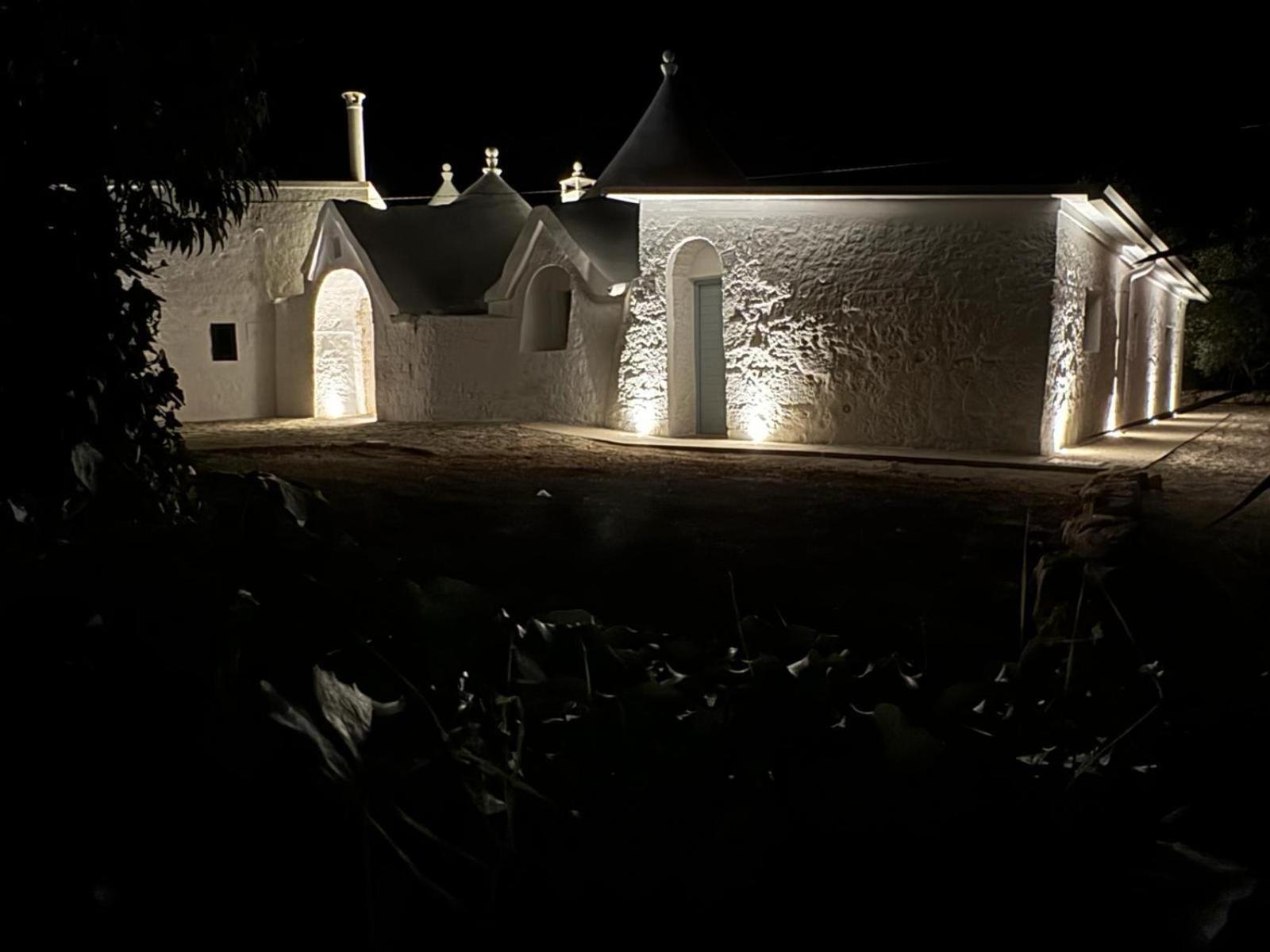 Pensjonat Trulli In Contrada - Monopoli Zewnętrze zdjęcie